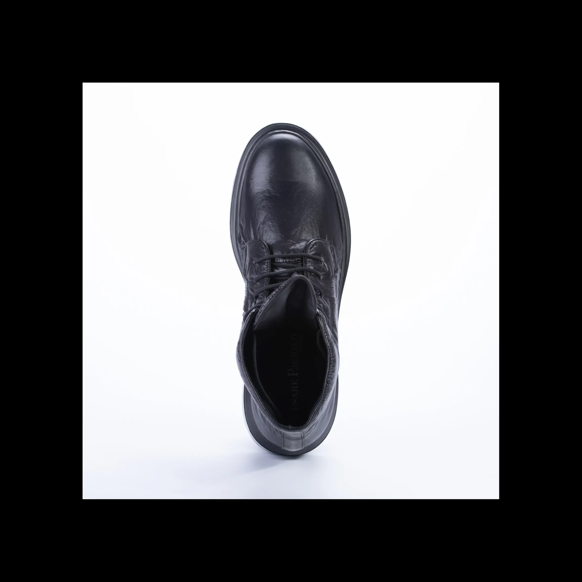 anfibio_antipioggia_cesar_0.webp Anfibio antipioggia Cesare Paciotti Uomo