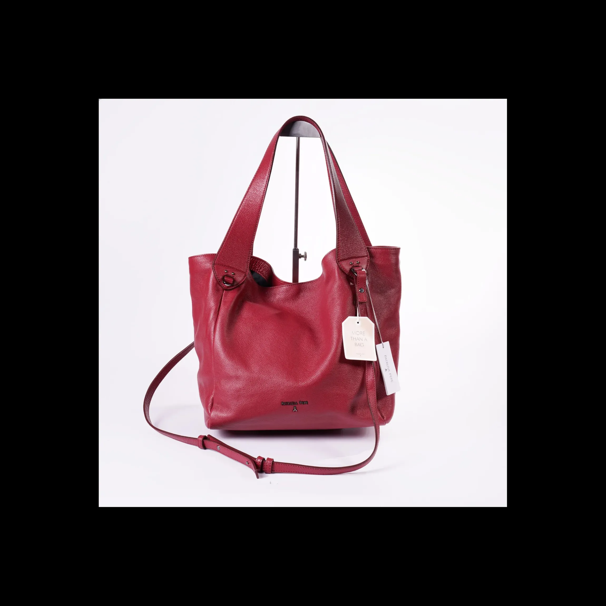 borsa_patrizia_pepe_in_mo_0.webp Borsa Patrizia Pepe in morbida pelle