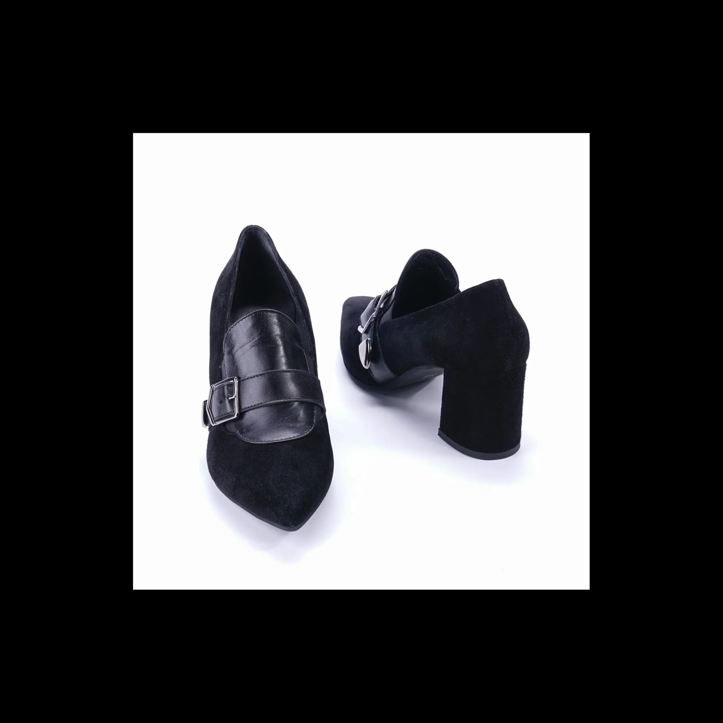 deacutecolleteacute_osval_0-5.webp Décolleté Osvaldo Rossi camoscio e pelle