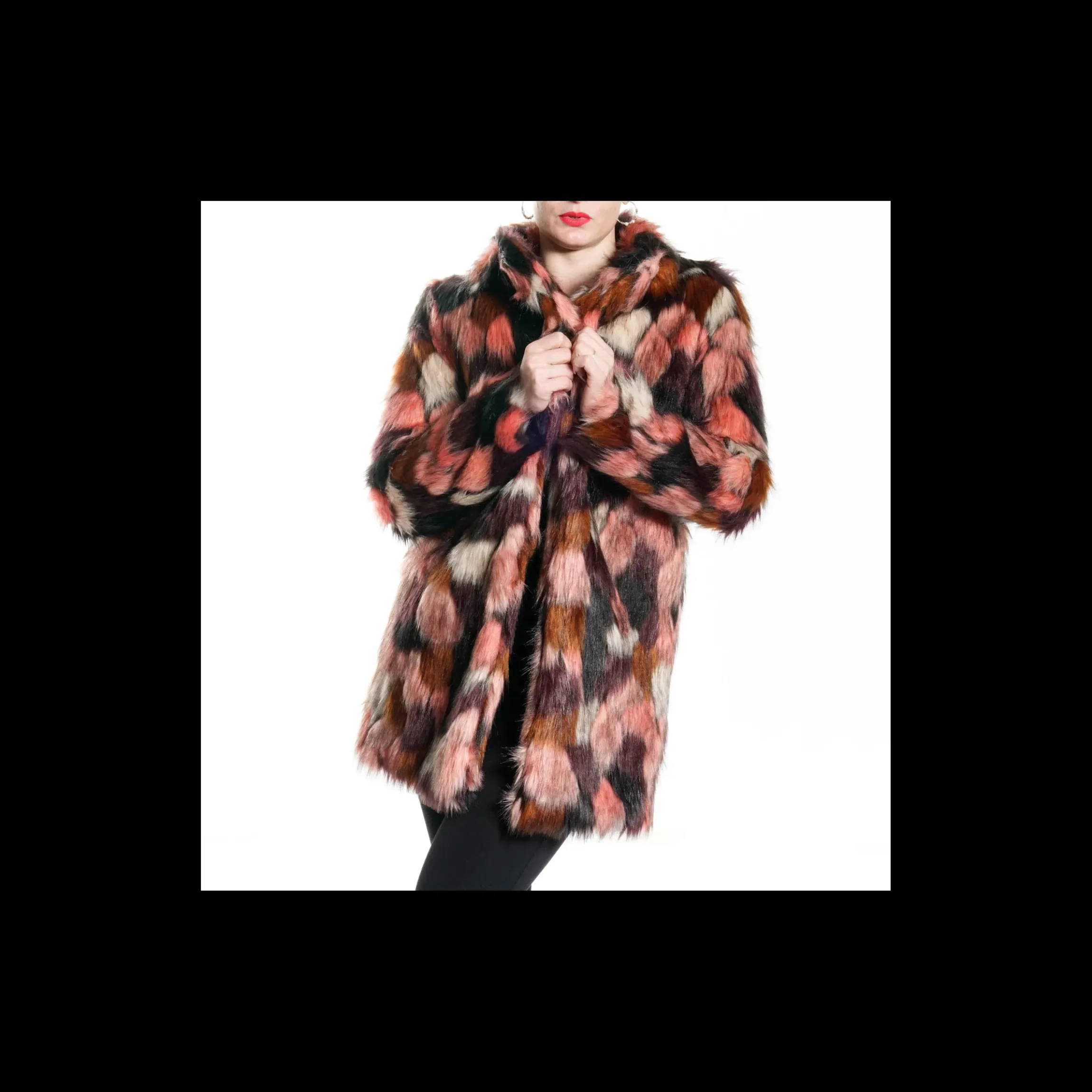 ecopelliccia_trash_and_lu_0.webp ECO-PELLICCIA Trash and Luxury