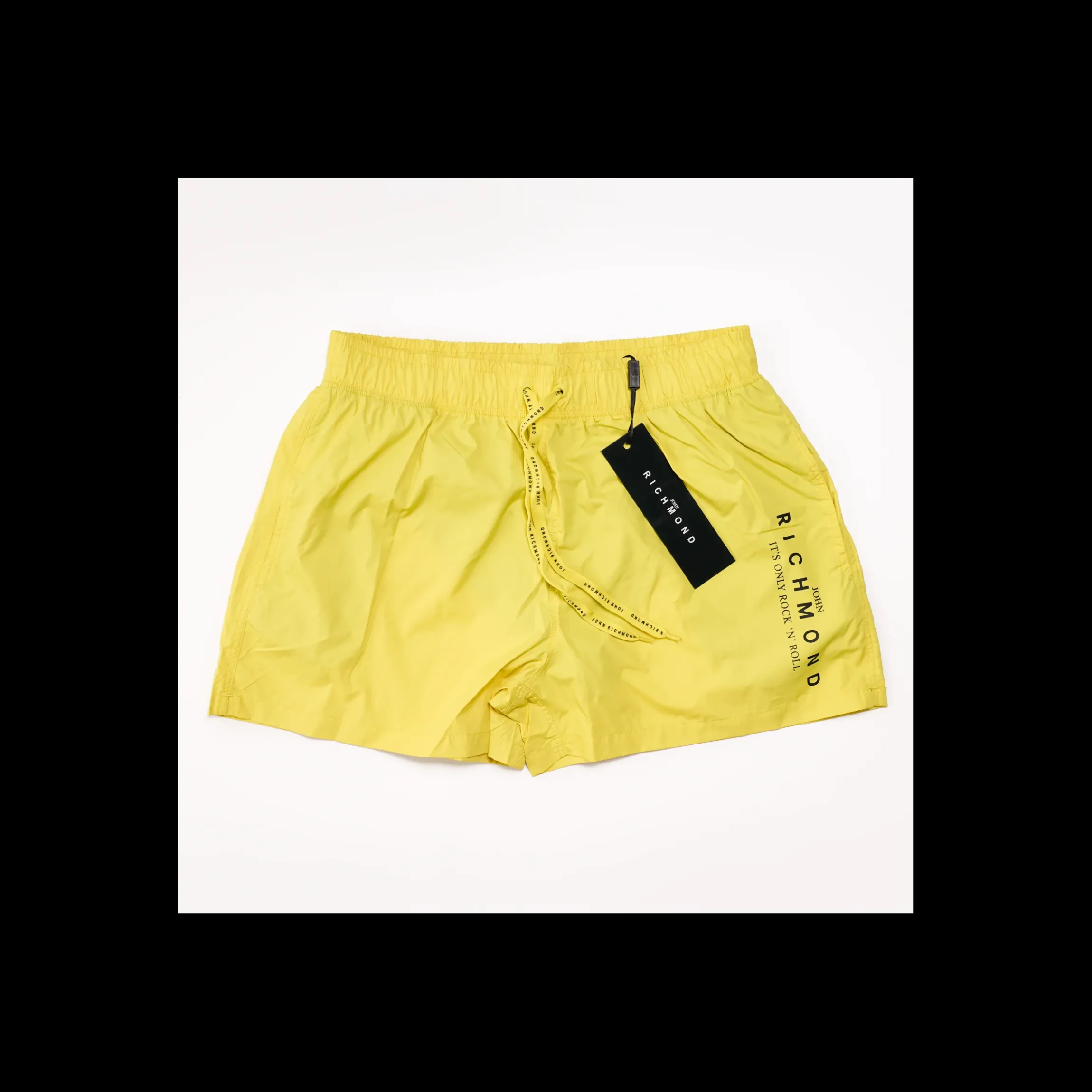 john_richmond_boxer_mare__0-1.webp JOHN RICHMOND BOXER MARE GIALLO