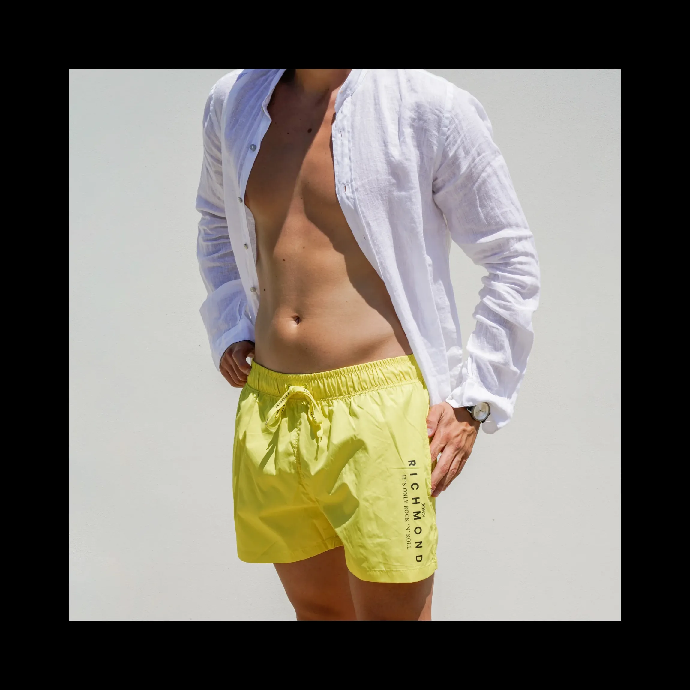 john_richmond_boxer_mare__3-1.webp JOHN RICHMOND BOXER MARE GIALLO