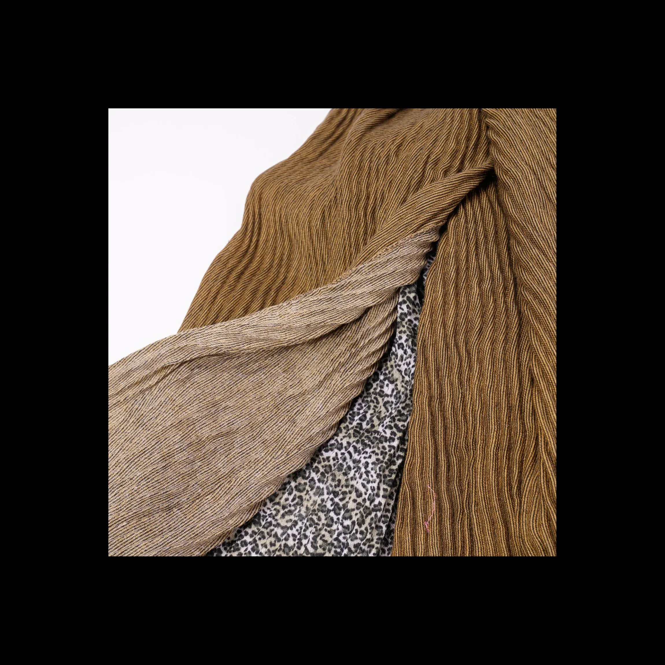 sciarpa_multicolor_coveri_2.webp Sciarpa multicolor Coveri con confezione regalo