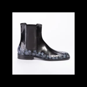 Stivaletto Cesare Paciotti Uomo con elastici laterali e disegni fatti a mano