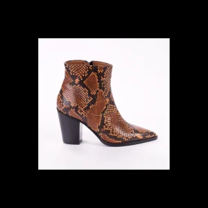 Tronchetto Osvaldo Rossi a punta